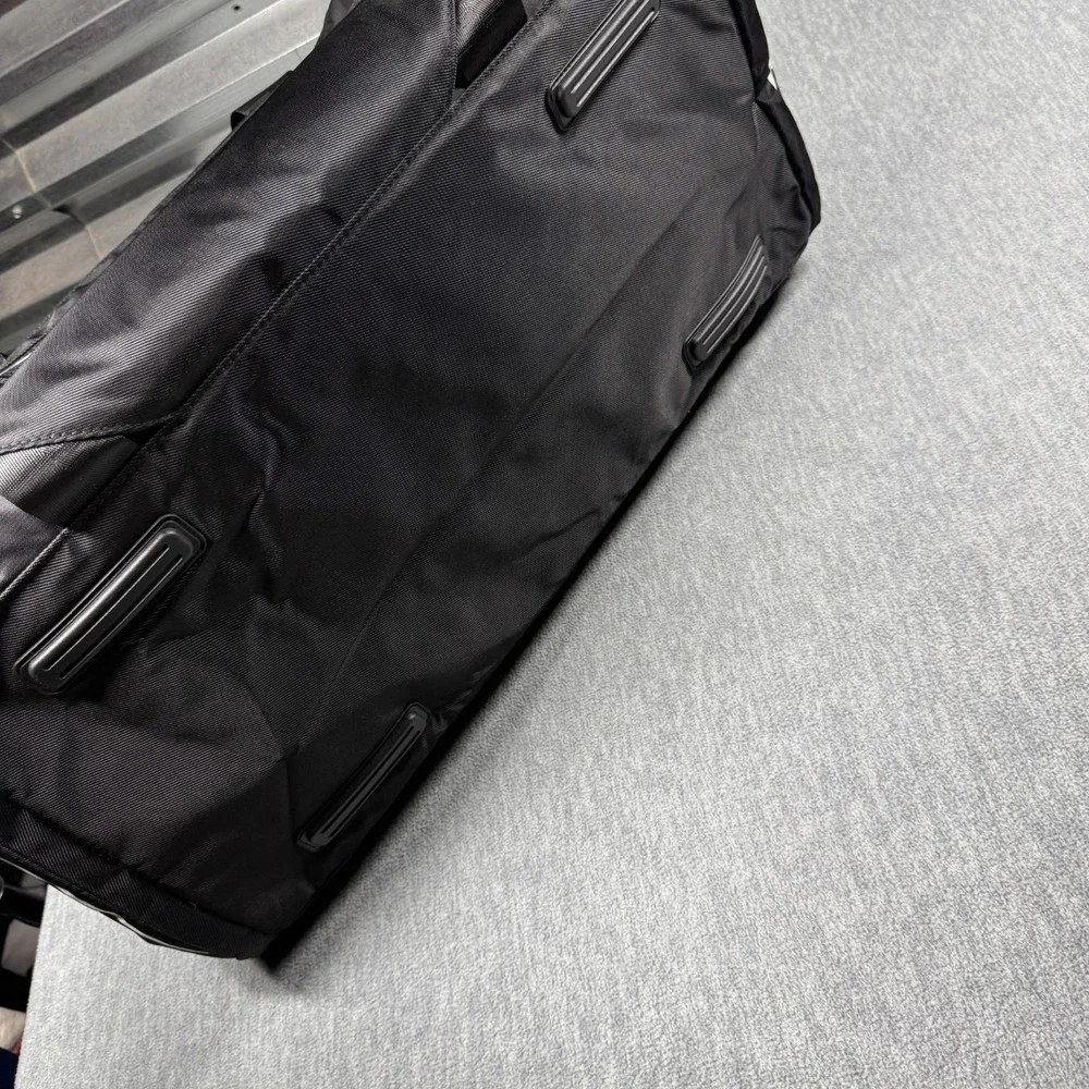 Venum UFC Gym Bag Duffle Black One Size Sports Gear Training Backpack